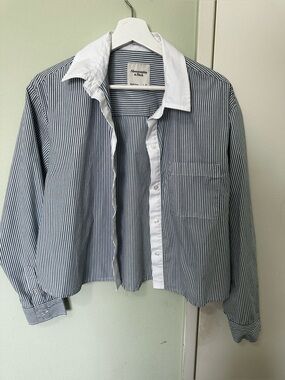 Abercrombie & Fitch White Button-Up with Navy Stripes. Never worn